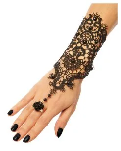 Gothic Spitzenarmband Mit Rosenring